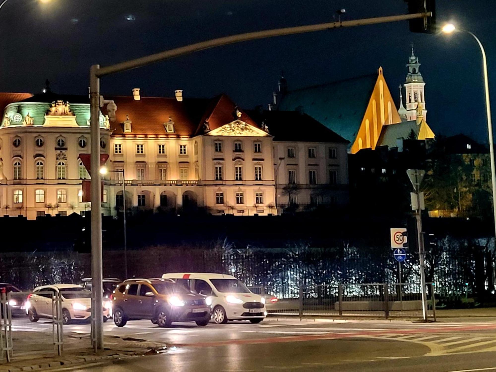 Mieszkanko Kolo Zamku Warsaw Exterior photo